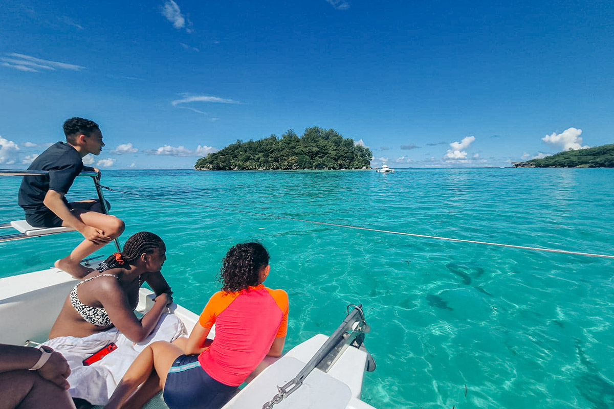 Hire a boat in Seychelles with SezMarine – The Tramp _0001 Hire a boat in Seychelles with SezMarine - The Tramp