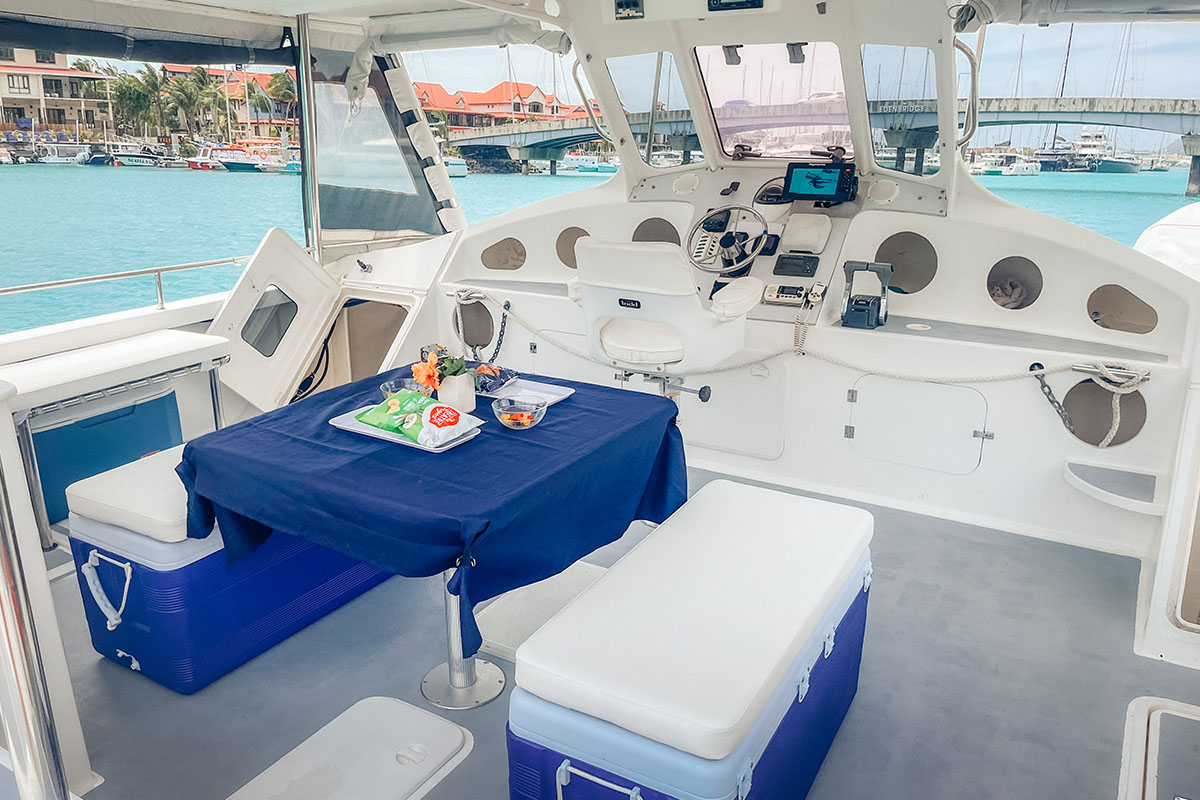 Hire a boat in Seychelles with SezMarine – The Tramp _0006_- Hire a boat in Seychelles with SezMarine - The Tramp