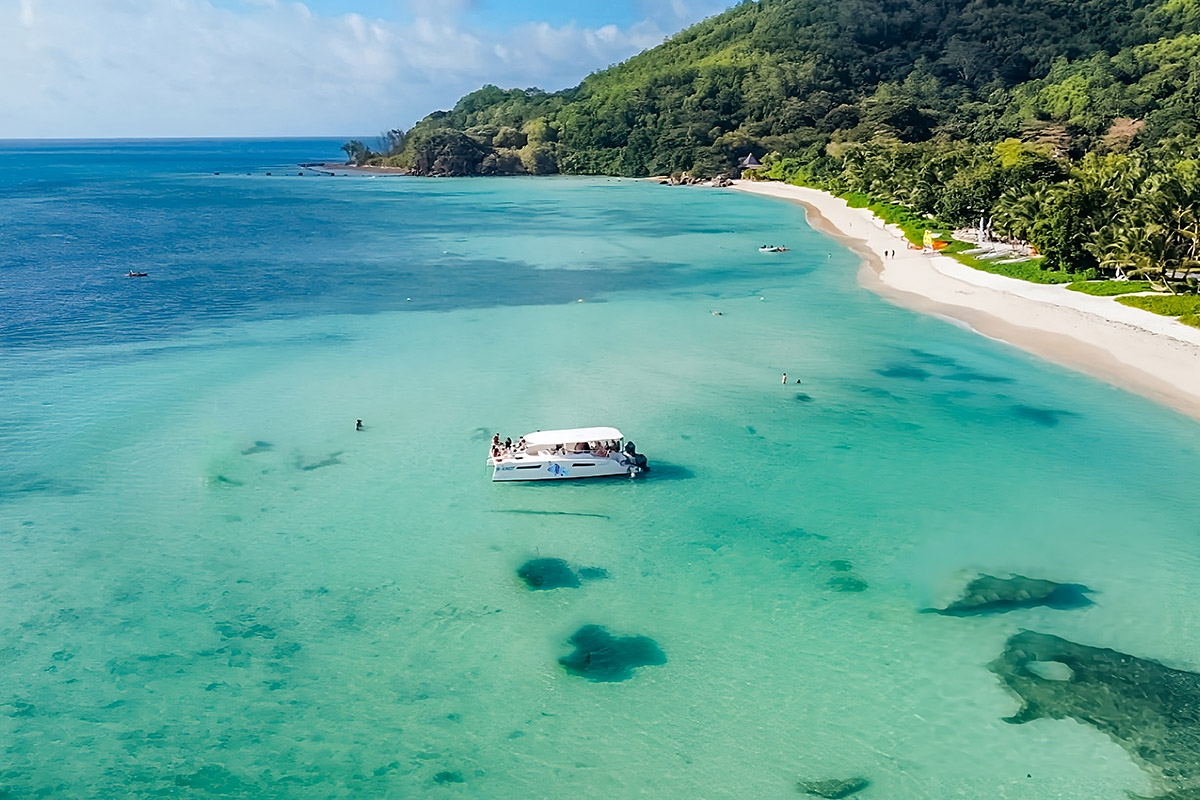 Hire a boat in Seychelles with SezMarine – The Tramp _001 Hire a boat in Seychelles with SezMarine - The Tramp