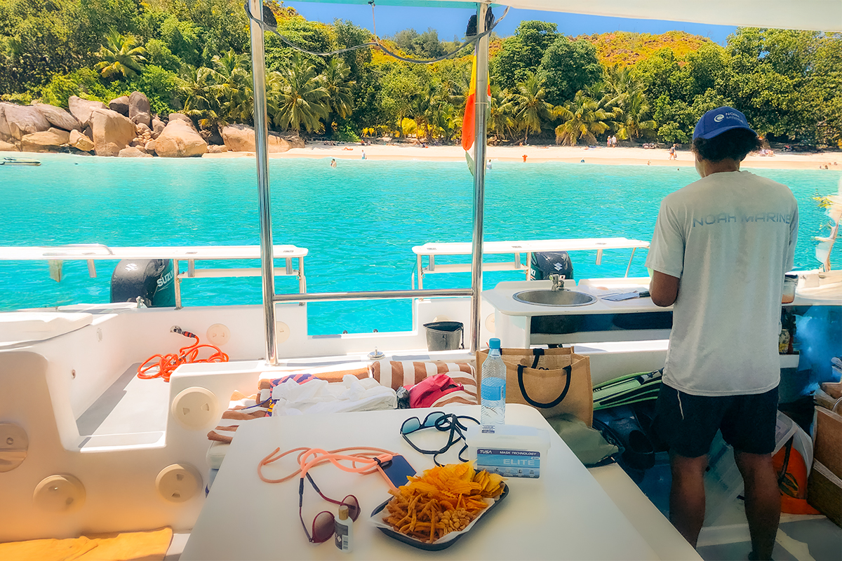 Hire a boat in Seychelles with SezMarine Hire a boat in Seychelles with SezMarine